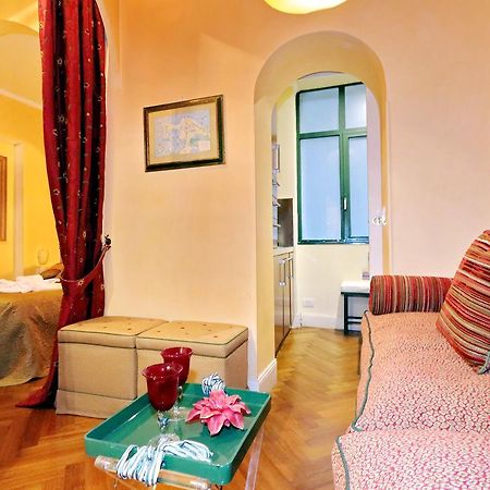 Pantheon Charming Apartment Rzym Zewnętrze zdjęcie